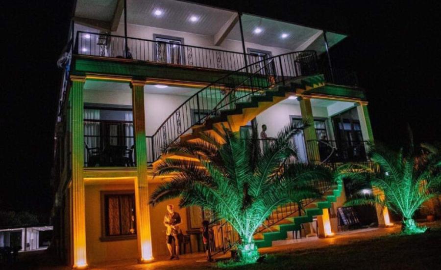 Отель "Guest house Nobilis" (Кобулети)